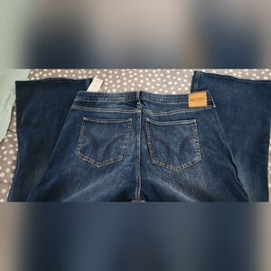 Hollister low-rise bootcut jeans